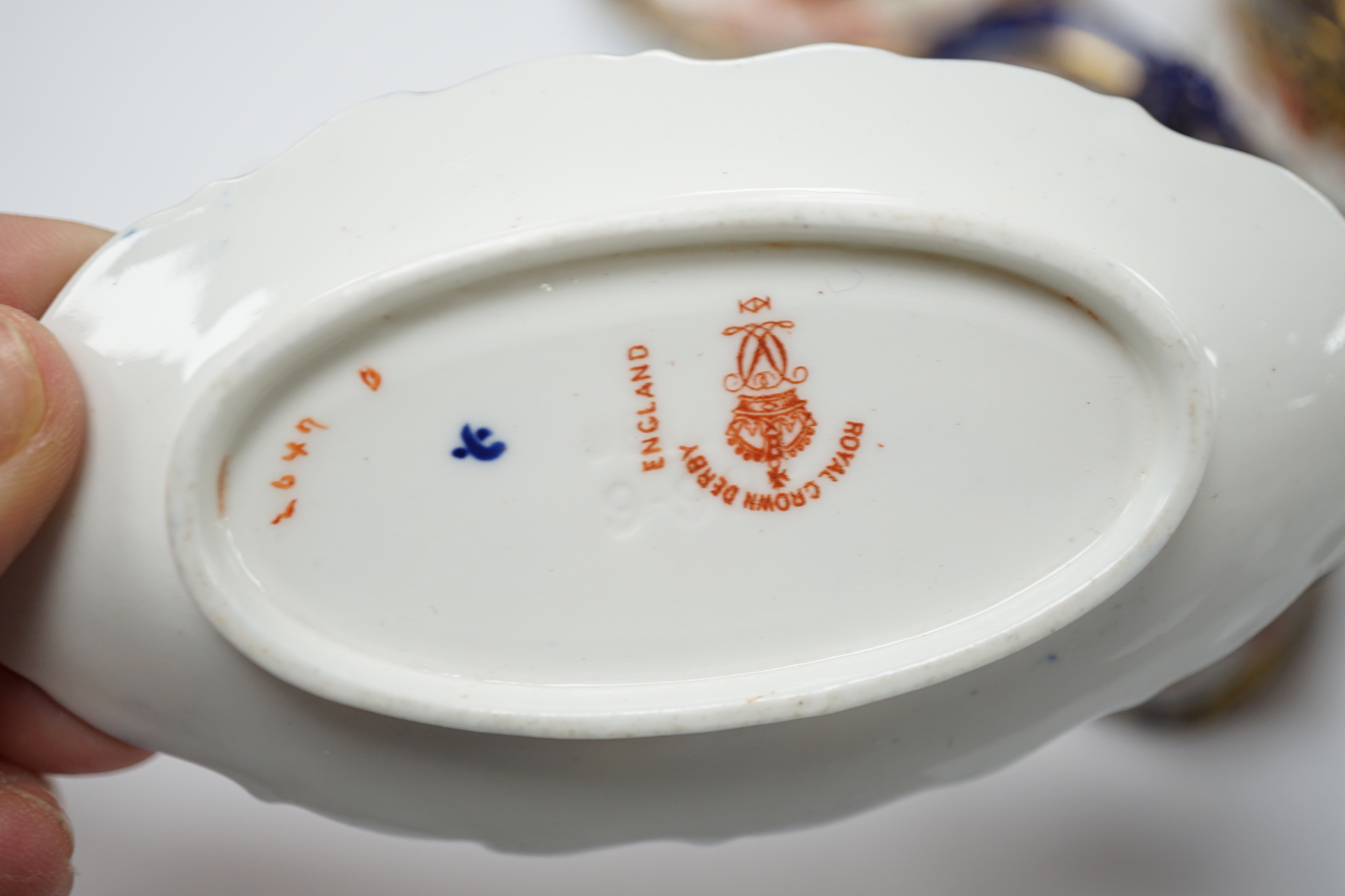 Seven Royal Crown Derby Imari dressing table items, pattern 2649, tallest 15cm
